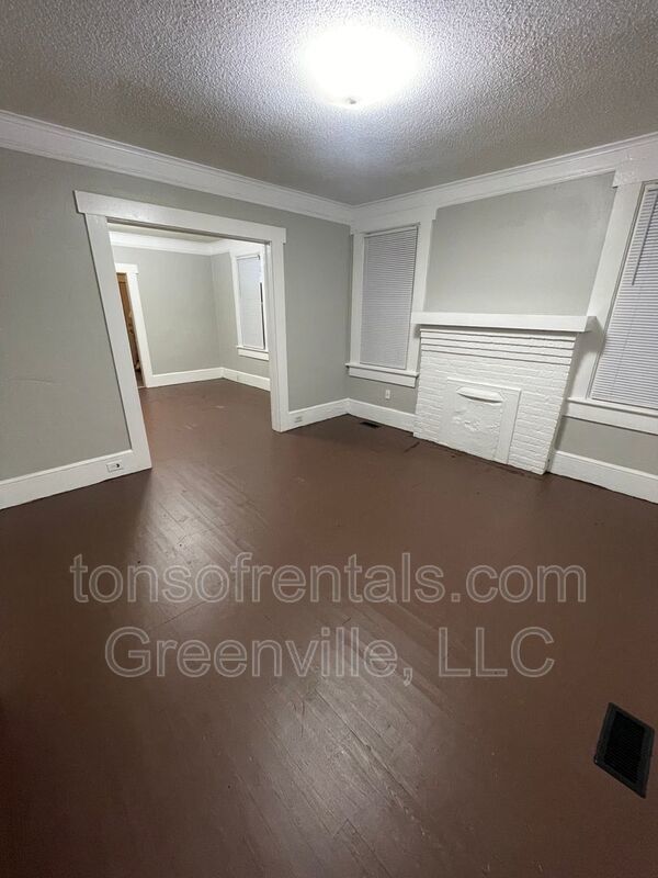 2 bed , 1 bath home in Spartanburg property image