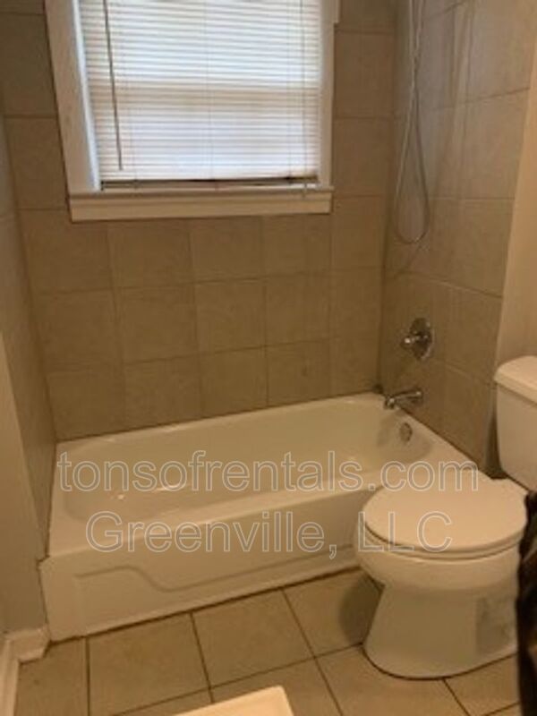 Spacious and renovated home in great location of Greenville SC! property image