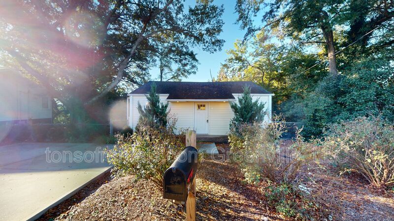 Cute 2 bedroom in Greenville! property image