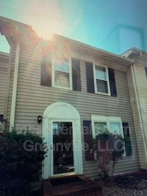 Super cute townhome in Spartanburg SC! property image