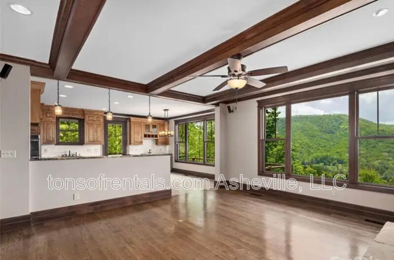 Welcome to your dream home in the gated community of Horse Shoe, NC. property image