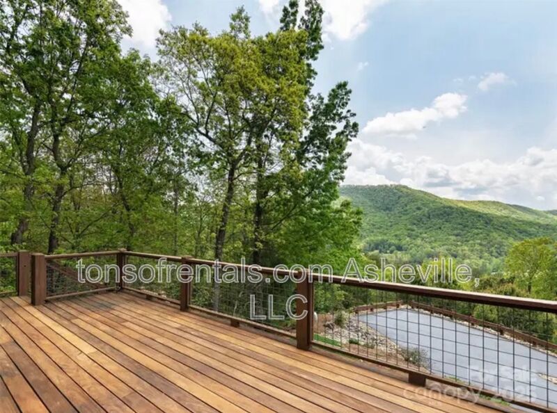 Welcome to your dream home in the gated community of Horse Shoe, NC. property image