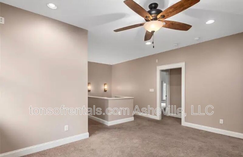 Welcome to your dream home in the gated community of Horse Shoe, NC. property image