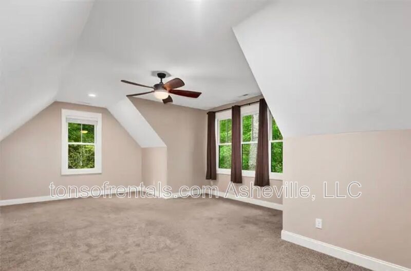 Welcome to your dream home in the gated community of Horse Shoe, NC. property image