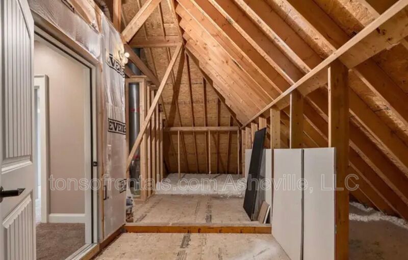 Welcome to your dream home in the gated community of Horse Shoe, NC. property image