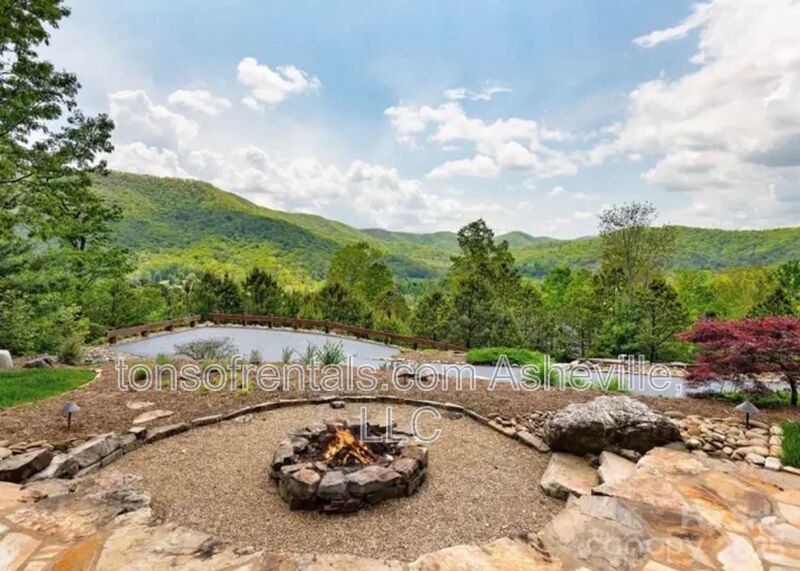 Welcome to your dream home in the gated community of Horse Shoe, NC. property image