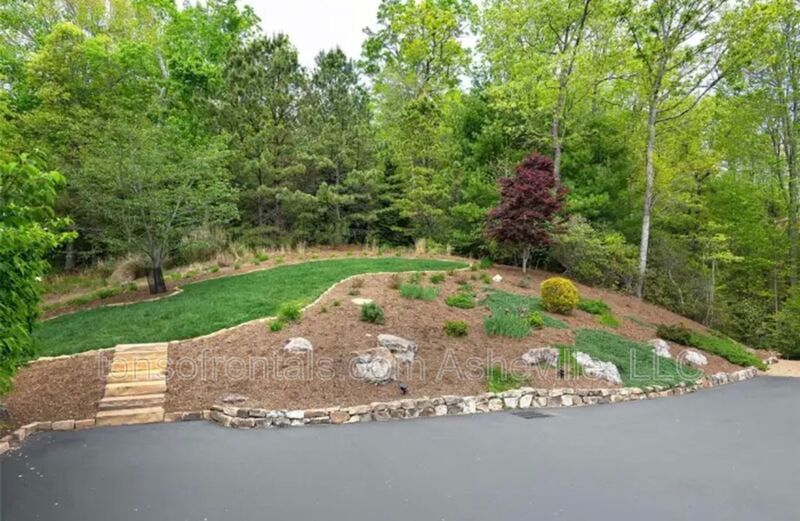 Welcome to your dream home in the gated community of Horse Shoe, NC. property image