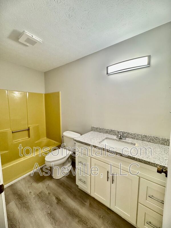 Welcome to 136 Atwood Drive, a charming 3-bedroom, 2-bathroom single-family home nestled in the heart of Hendersonville, NC! property image