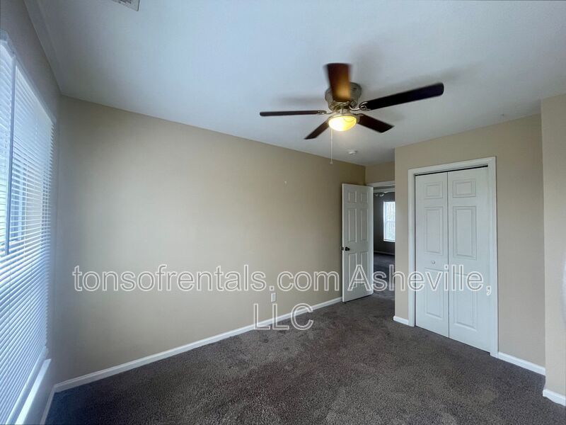 Welcome to this cute duplex home in the heart of Asheville, NC! property image