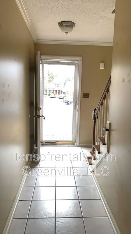 Super cute townhome in Spartanburg SC! property image