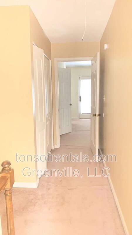 Super cute townhome in Spartanburg SC! property image