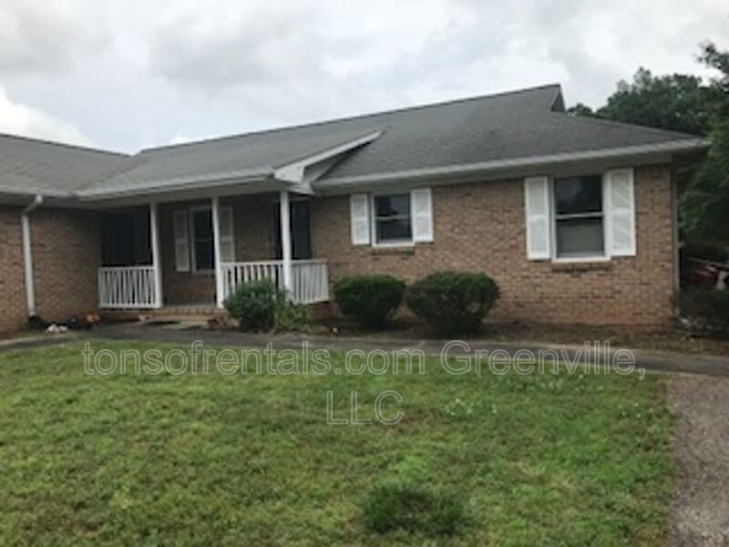 Nice 2 bedroom 2 bath duplex in Spartanburg property image