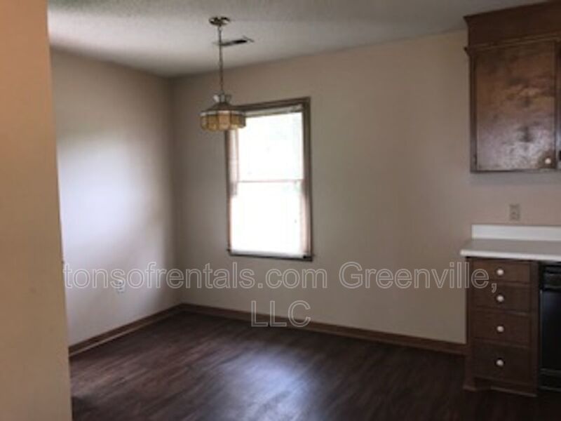 Nice 2 bedroom 2 bath duplex in Spartanburg property image