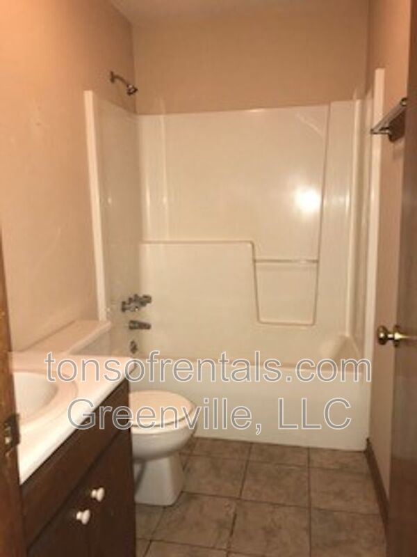 Nice 2 bedroom 2 bath duplex in Spartanburg property image