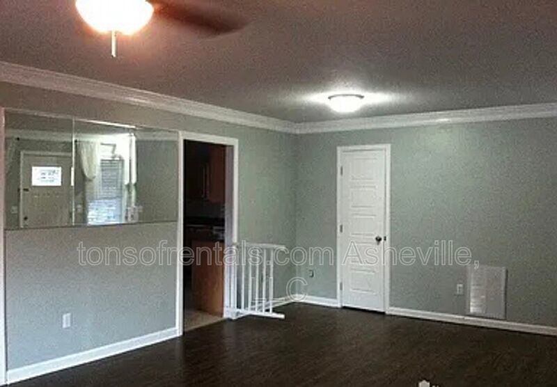 Townhome in Lake Julian Trails in Arden!! property image