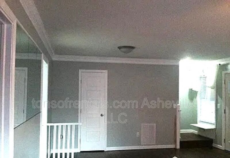 Townhome in Lake Julian Trails in Arden!! property image