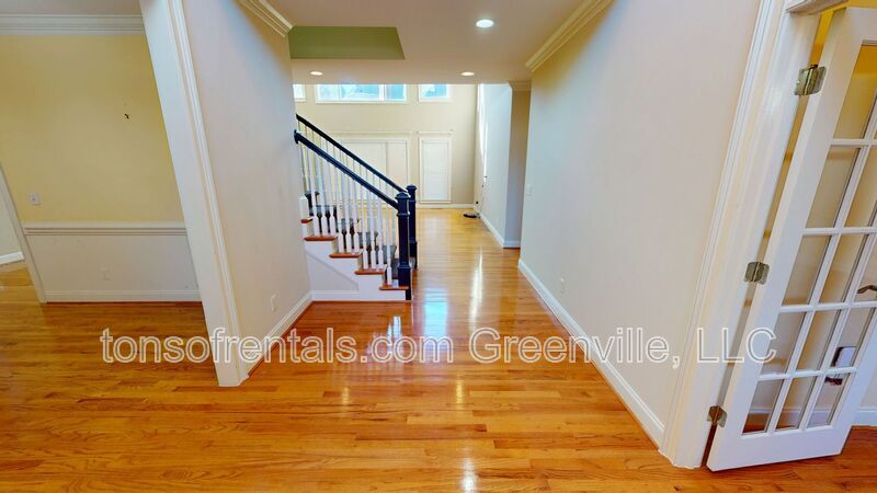 Executive home in Greer property image