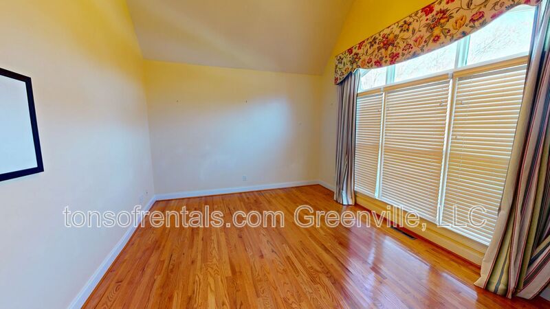 Executive home in Greer property image