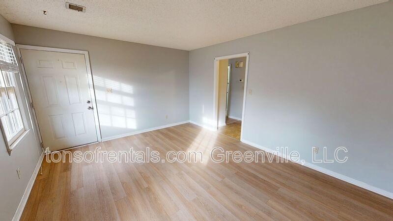2 bedroom, duplex in Boiling Springs property image