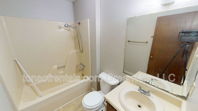 2 bedroom, duplex in Boiling Springs property image