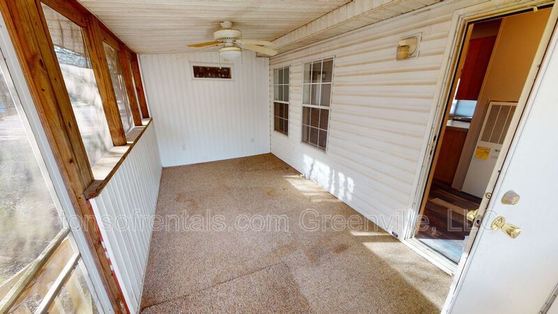 Super spacious home with Jacuzzi! property image