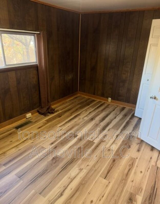 Convenient Swannanoa Mountain Home property image