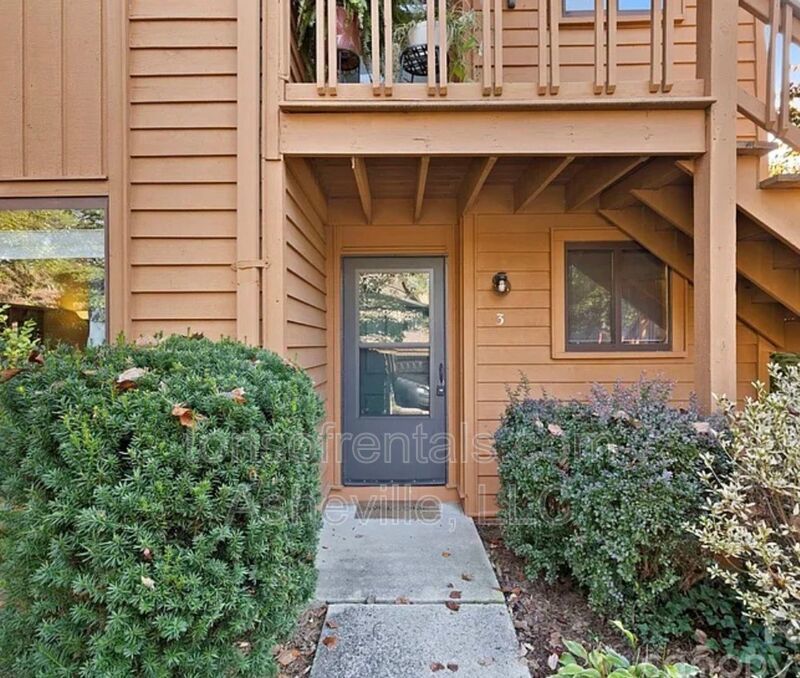Welcome to this newly renovated, turn-key condo located in the desirable Willow Bend Subdivision, just a mile from downtown Hendersonville, NC. property image
