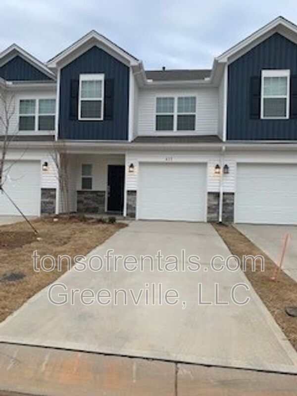 Brand new construction 3 bedroom 2.5 bath home in Greer SC! property image
