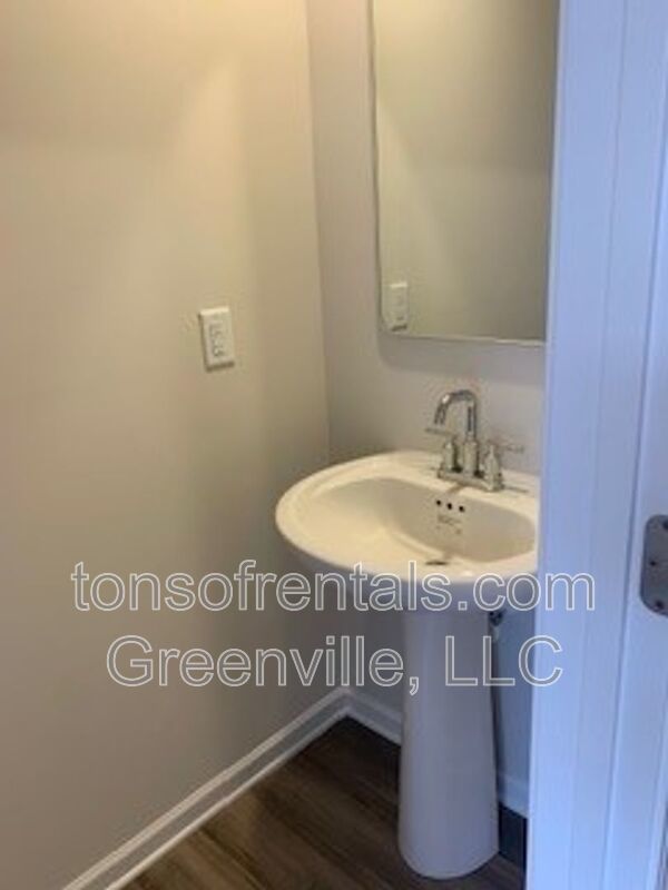 Brand new construction 3 bedroom 2.5 bath home in Greer SC! property image