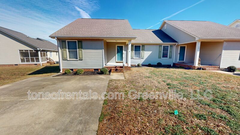 Nice 2 bedrom, 1 bath duplex in Simpsonville property image