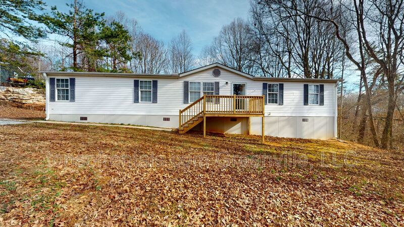 Newly renovated manufactured home in great location of Travelers Rest SC! property image