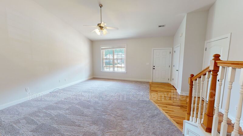 Absolutely Stunning and Spacious! property image