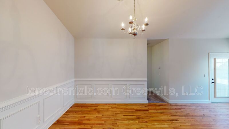 Absolutely Stunning and Spacious! property image