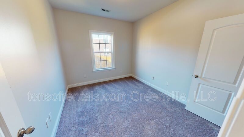 Absolutely Stunning and Spacious! property image