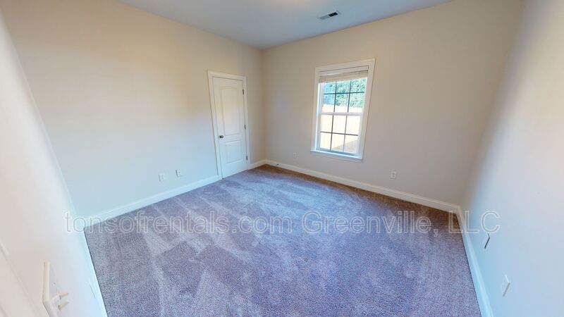 Absolutely Stunning and Spacious! property image