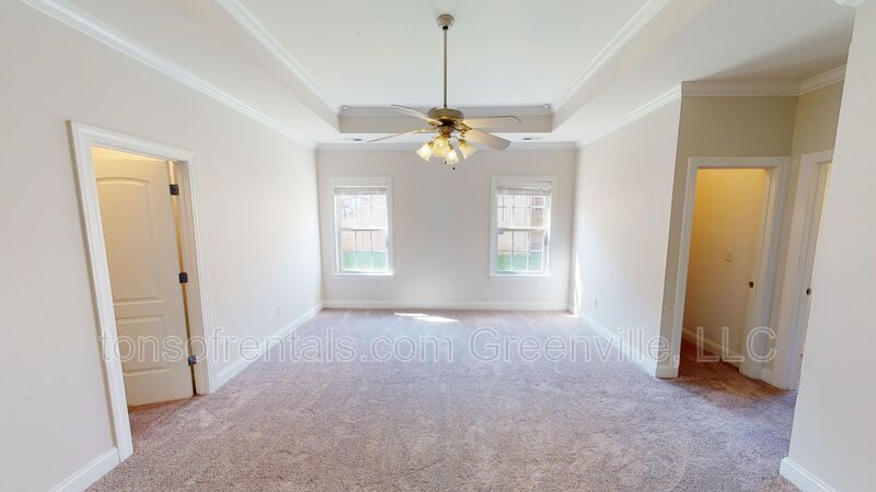 Absolutely Stunning and Spacious! property image