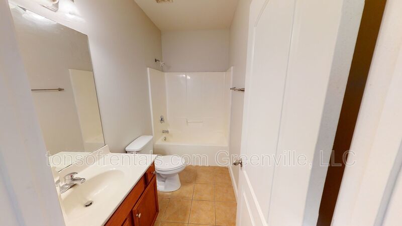 Absolutely Stunning and Spacious! property image