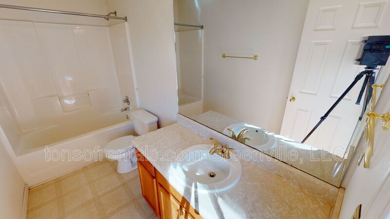 3 bedroom, 2 bath home in Greer! property image