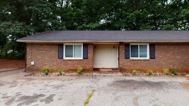 Nice 1 bedroom, 1 bath unit! property image