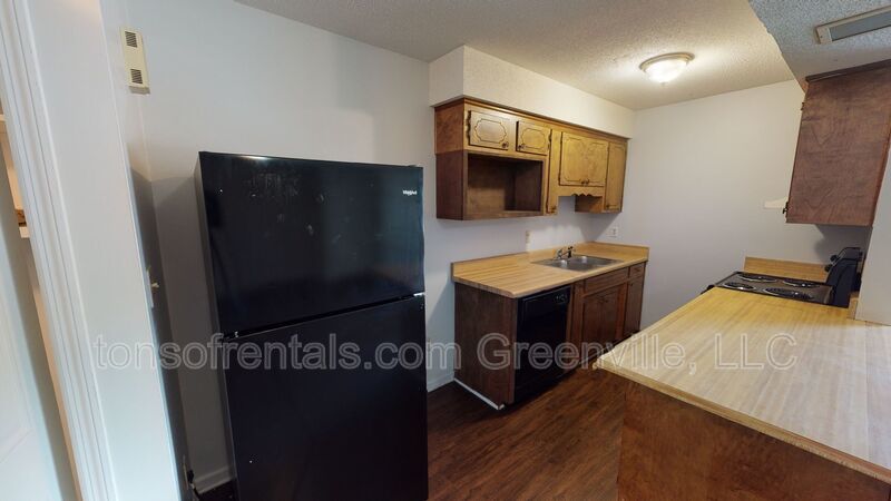 Nice 1 bedroom, 1 bath unit! property image