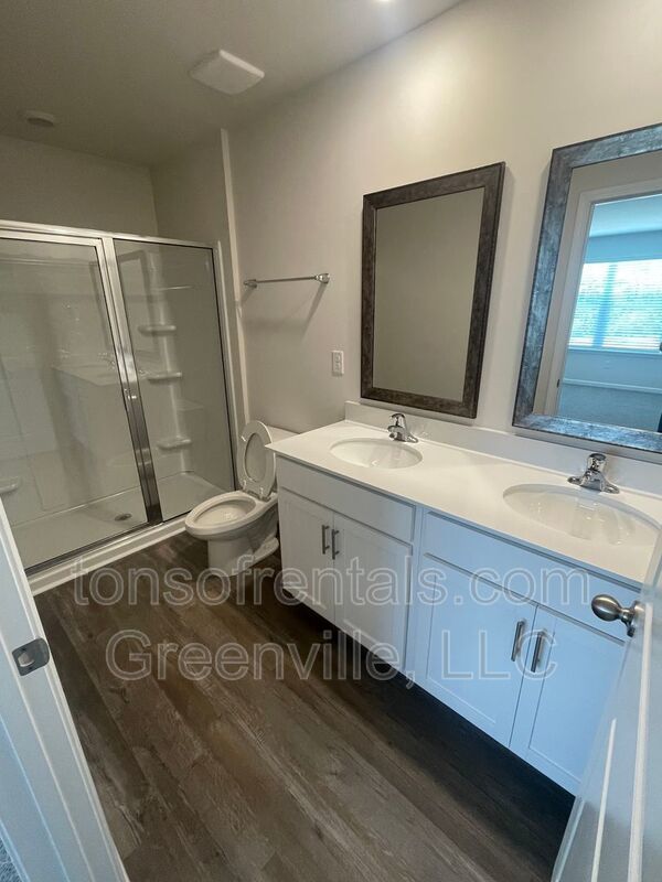 Brand new 3 bedroom in Greer! property image
