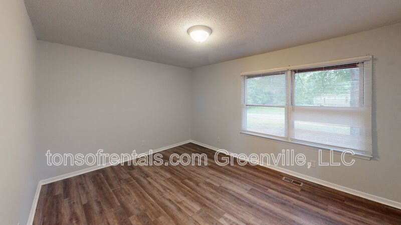 404 Monks Grove Church Rd property image