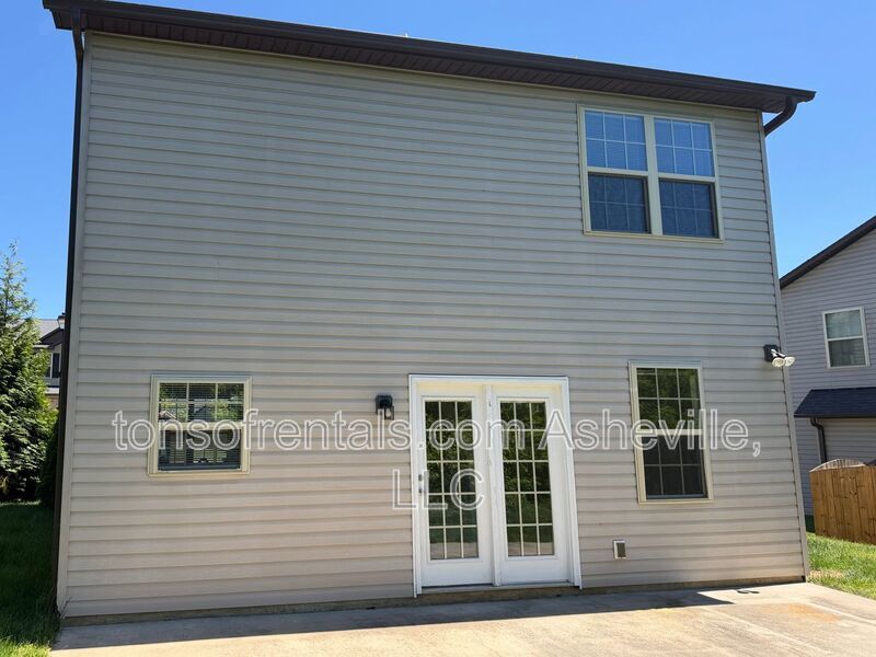 Arden three bedroom in Mallard Run property image