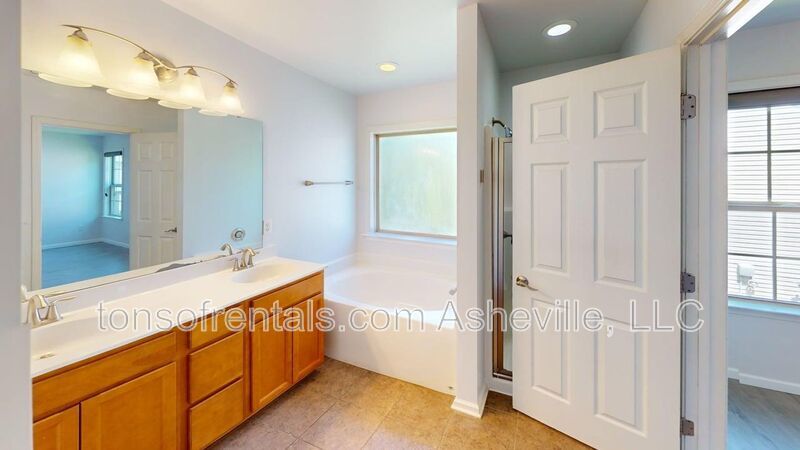 Arden three bedroom in Mallard Run property image