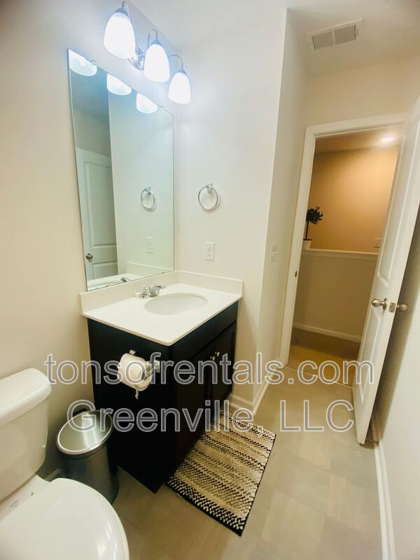 Nice 3 bedroom, 2.5 bath home in Woodruff property image