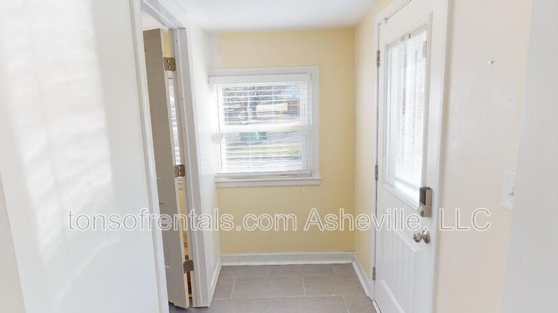 Upgraded 2 Bedroom Cottage in Arden property image