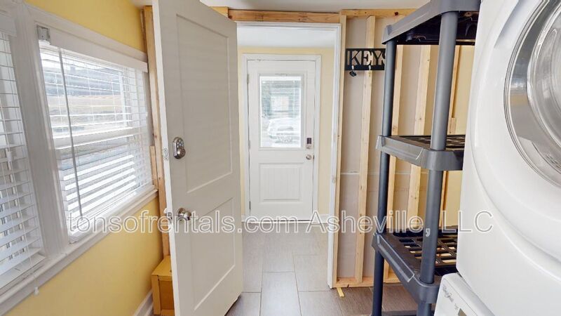 Upgraded 2 Bedroom Cottage in Arden property image